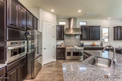 845 E Holbrook St, Gilbert, AZ 85298 photo 9