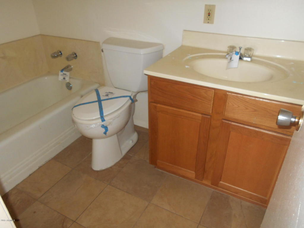 2333 E School Dr, Phoenix, AZ 85040 photo 22