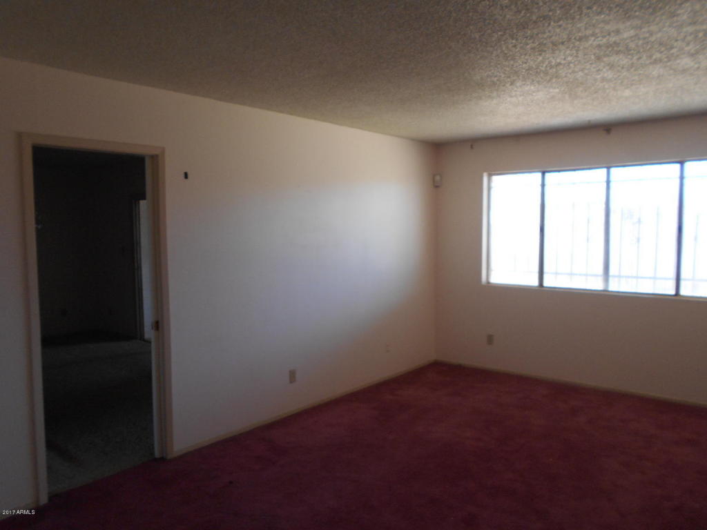 2333 E School Dr, Phoenix, AZ 85040 photo 6