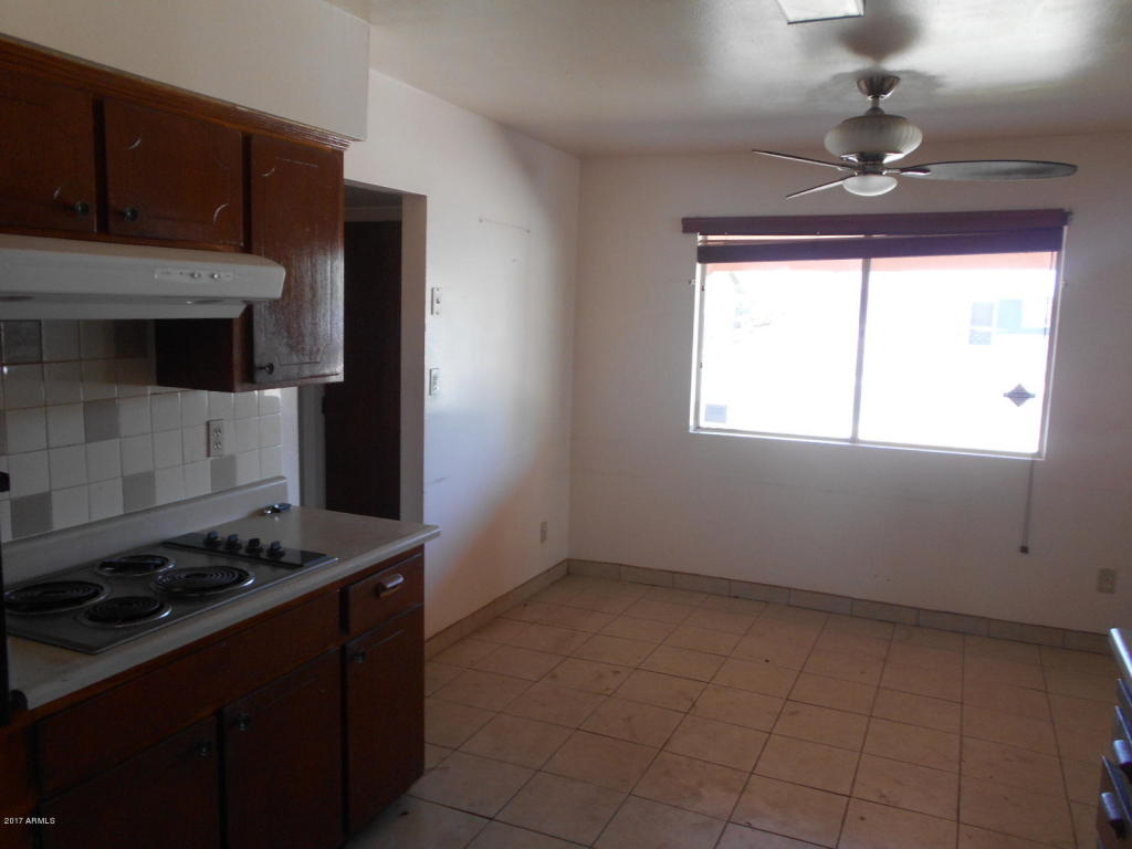 2333 E School Dr, Phoenix, AZ 85040 photo 10