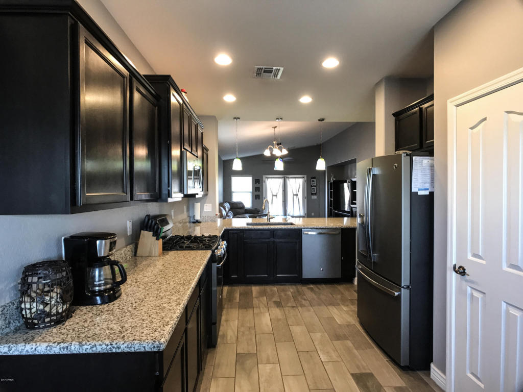 2771 E Gillcrest Rd, Gilbert, AZ 85298 photo 4