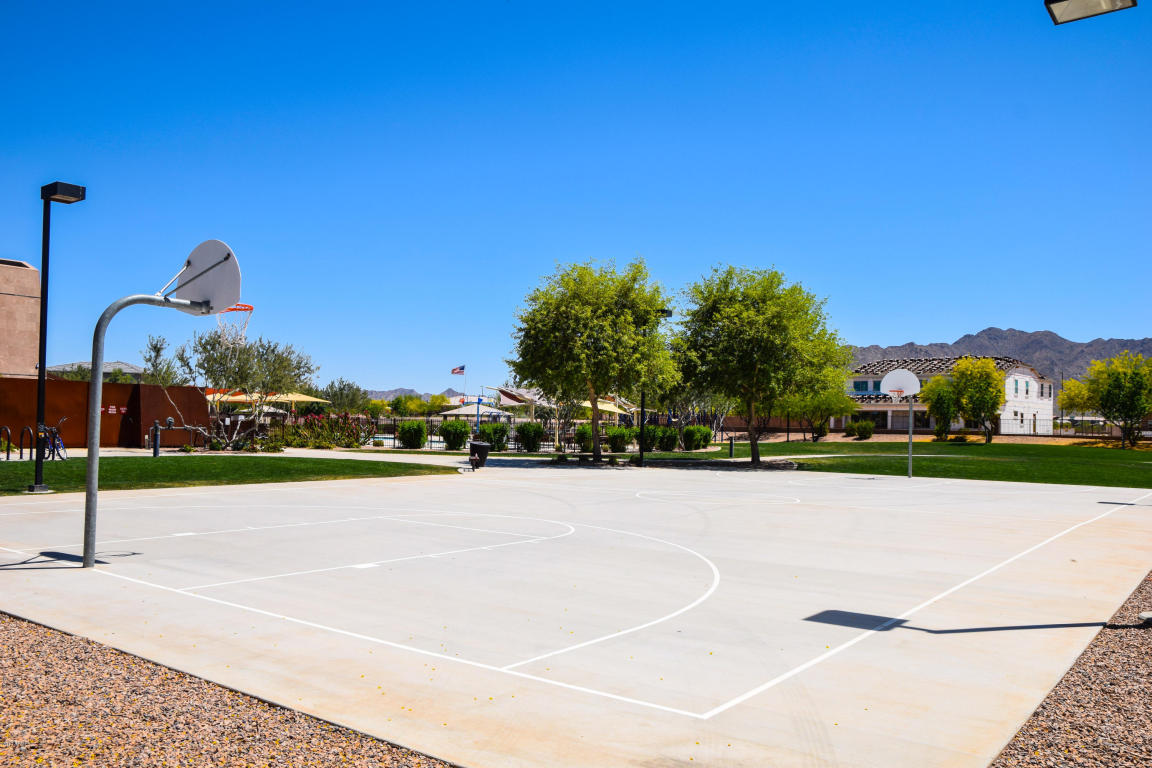 2771 E Gillcrest Rd, Gilbert, AZ 85298 photo 24