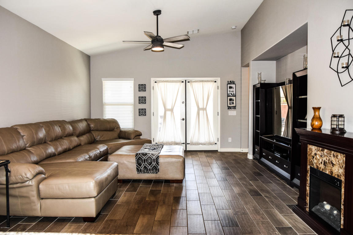 2771 E Gillcrest Rd, Gilbert, AZ 85298 photo 9