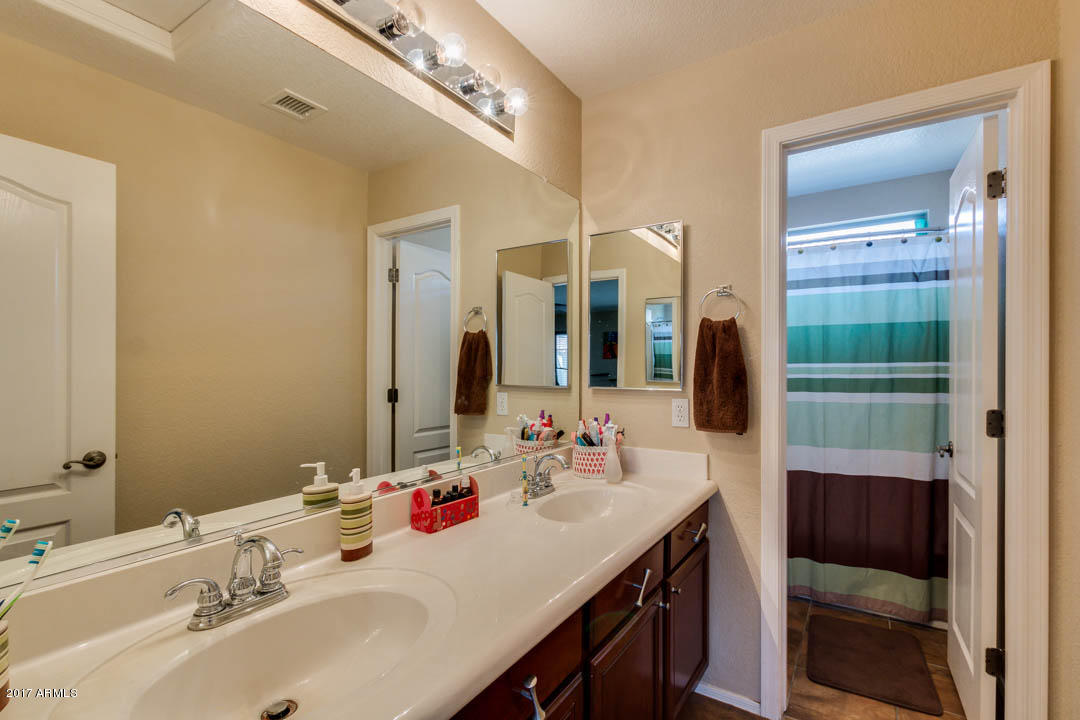 1821 E Pollack St, Phoenix, AZ 85042 photo 22