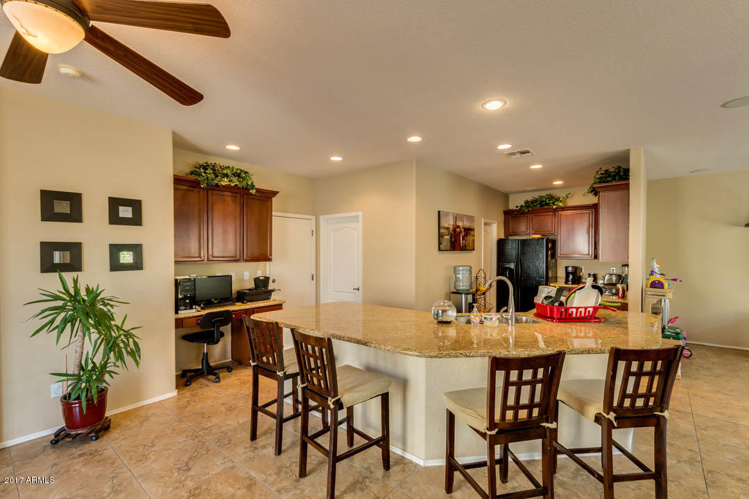1821 E Pollack St, Phoenix, AZ 85042 photo 11