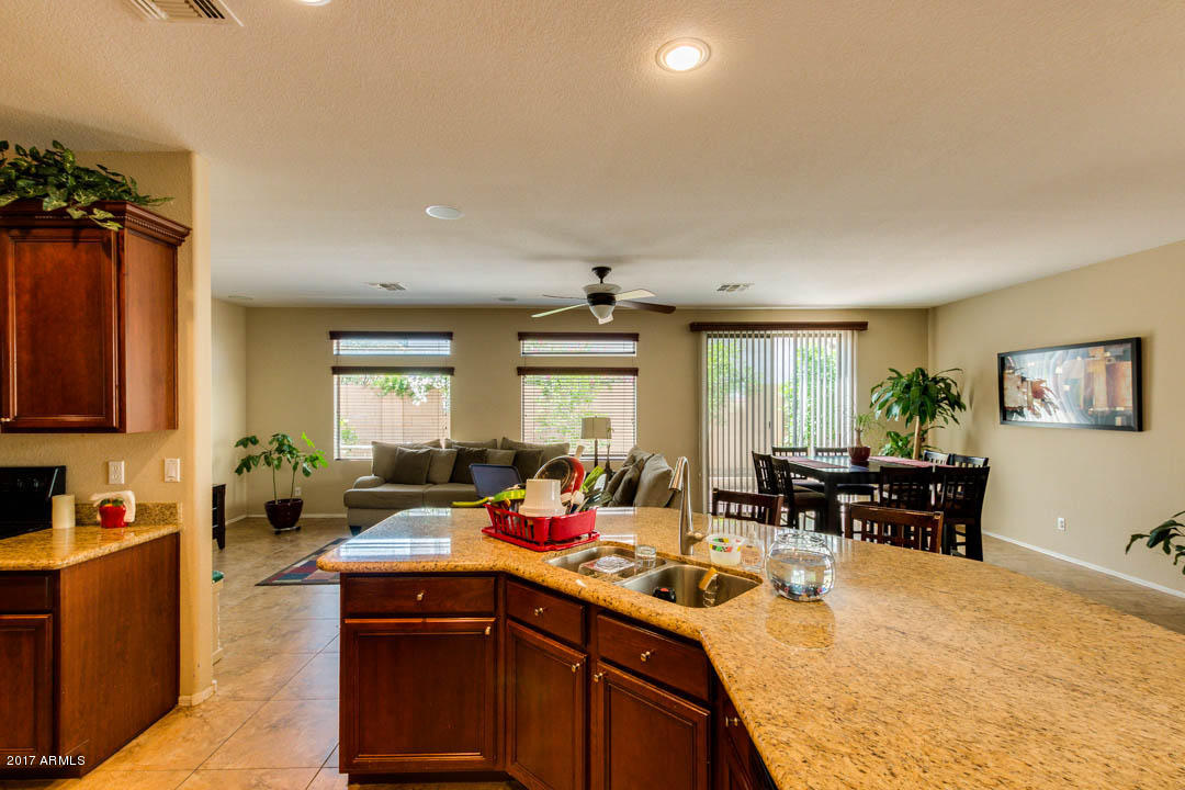 1821 E Pollack St, Phoenix, AZ 85042 photo 13