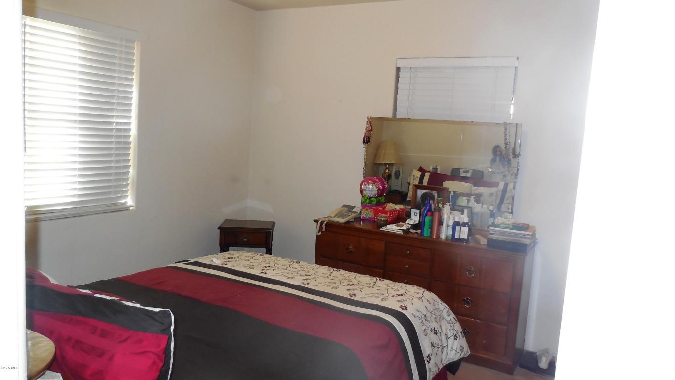 2921 E Brill St, Phoenix, AZ 85008 photo 8
