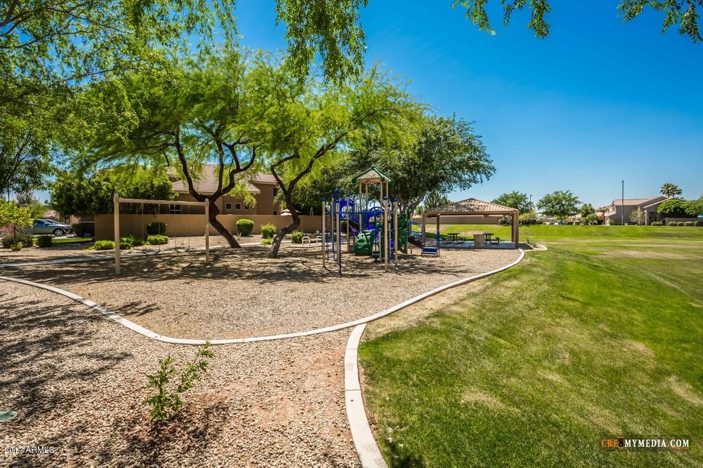 259 S Colonia Ct, Gilbert, AZ 85296 photo 39