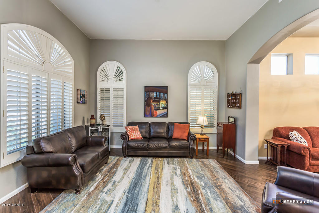 259 S Colonia Ct, Gilbert, AZ 85296 photo 5