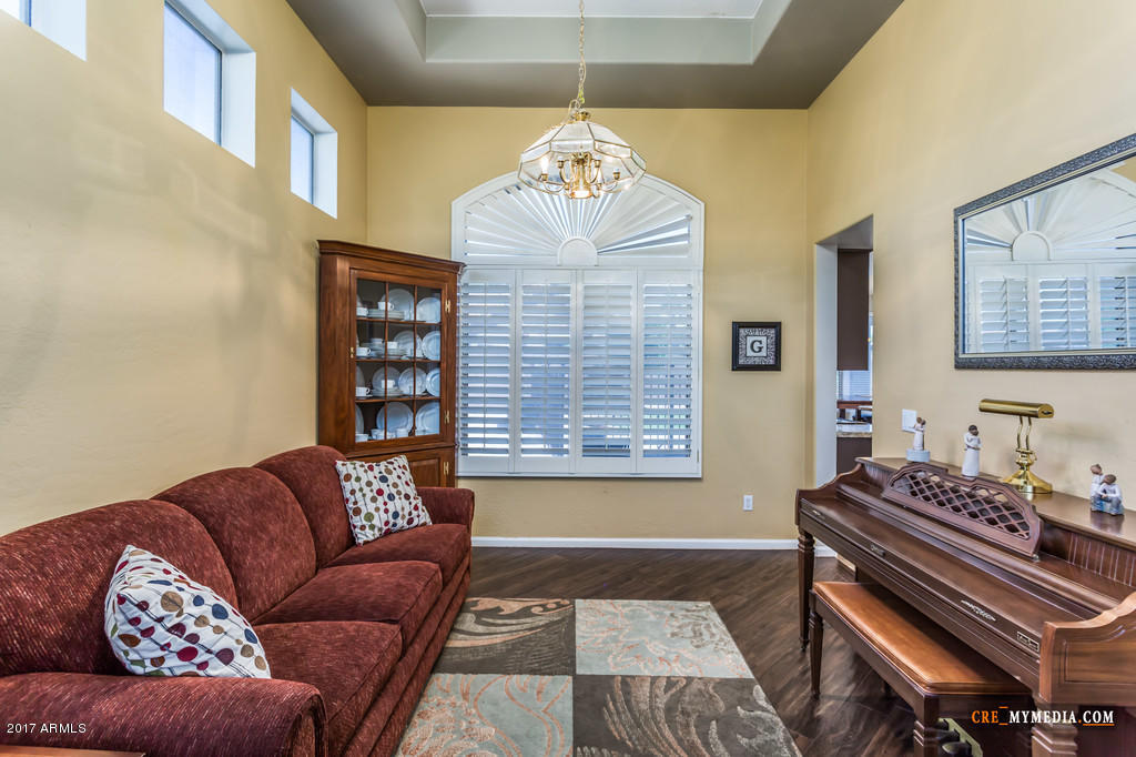 259 S Colonia Ct, Gilbert, AZ 85296 photo 7