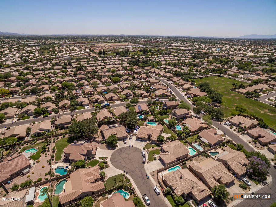 259 S Colonia Ct, Gilbert, AZ 85296 photo 48