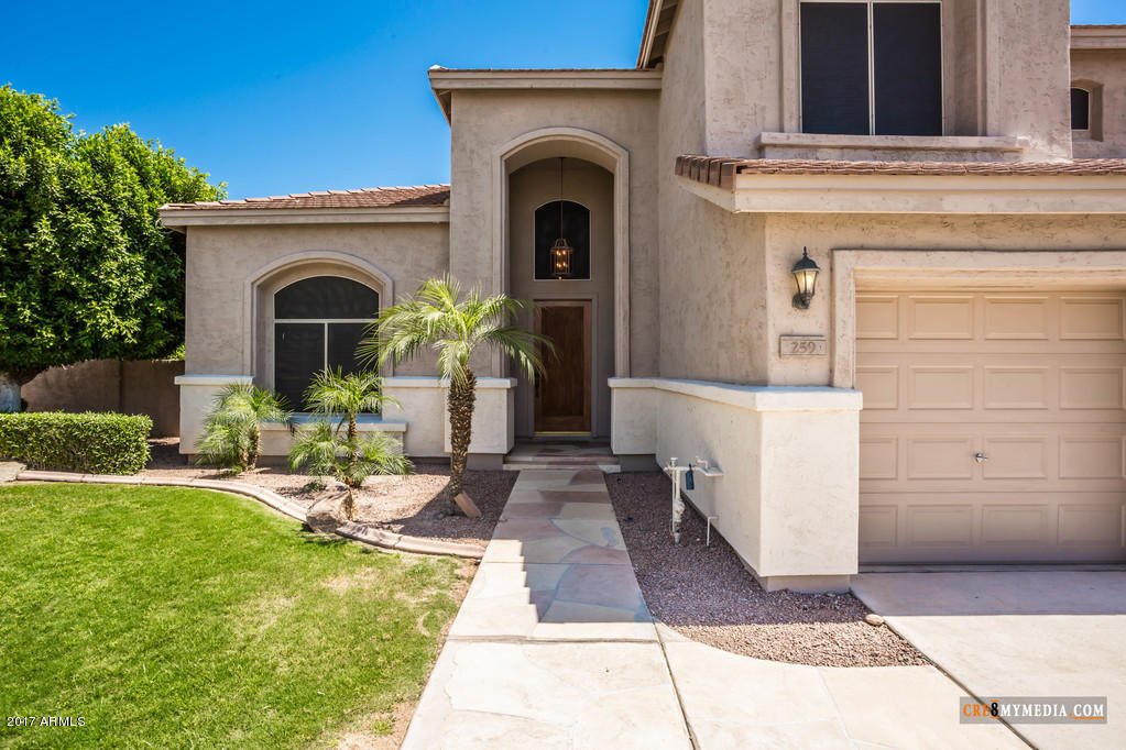 259 S Colonia Ct, Gilbert, AZ 85296 photo 3