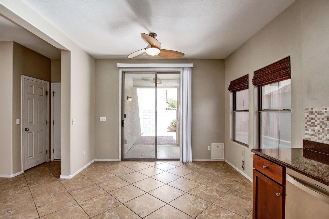 1137 E Hampton Ln, Gilbert, AZ 85295 photo 5