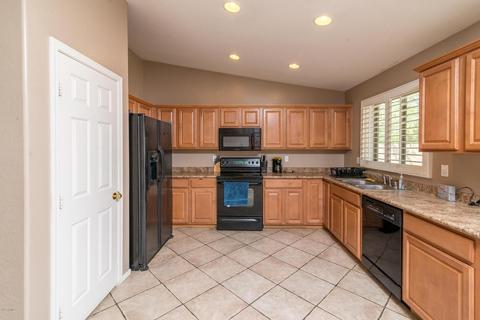1708 E Beautiful Ln, Phoenix, AZ 85042 photo 9