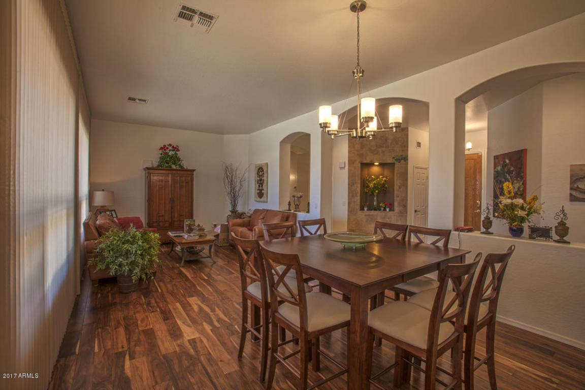 4509 E Robin Ln, Phoenix, AZ 85050 photo 7