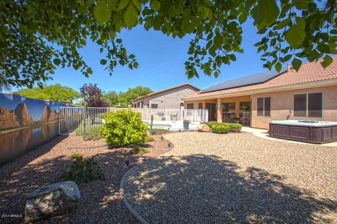 4509 E Robin Ln, Phoenix, AZ 85050 photo 3