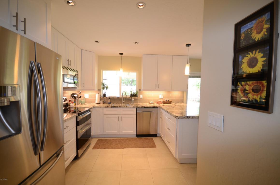 2835 E Claire Dr, Phoenix, AZ 85032 photo 15