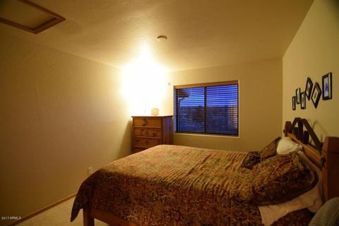 2672 Lodge Loop, Overgaard, AZ 85933 photo 13