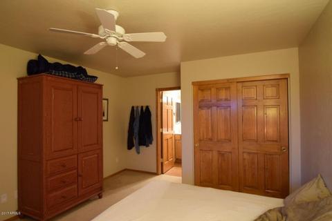 2672 Lodge Loop, Overgaard, AZ 85933 photo 10