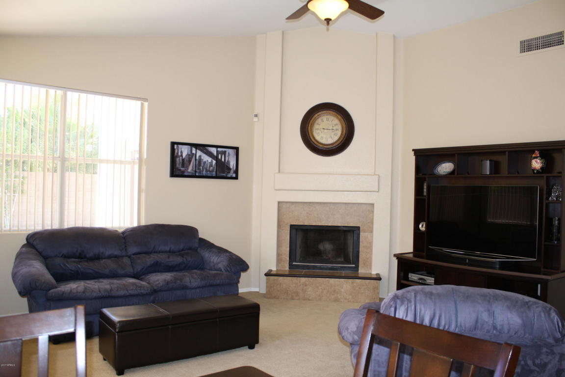 2243 E Robin Ln, Phoenix, AZ 85024 photo 5