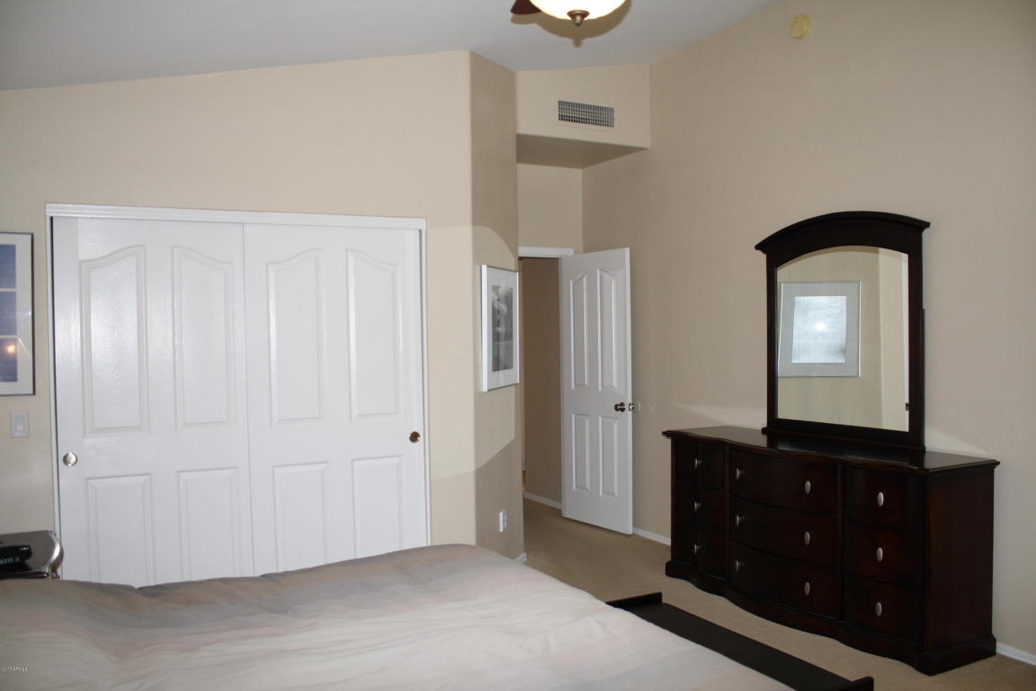 2243 E Robin Ln, Phoenix, AZ 85024 photo 13