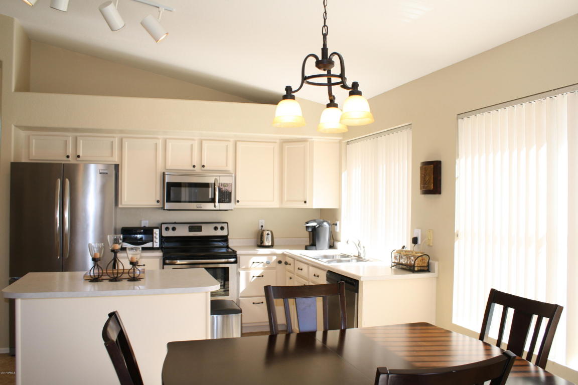 2243 E Robin Ln, Phoenix, AZ 85024 photo 7