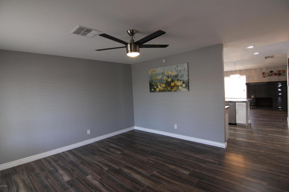 12129 S Ki Rd, Phoenix, AZ 85044 photo 2