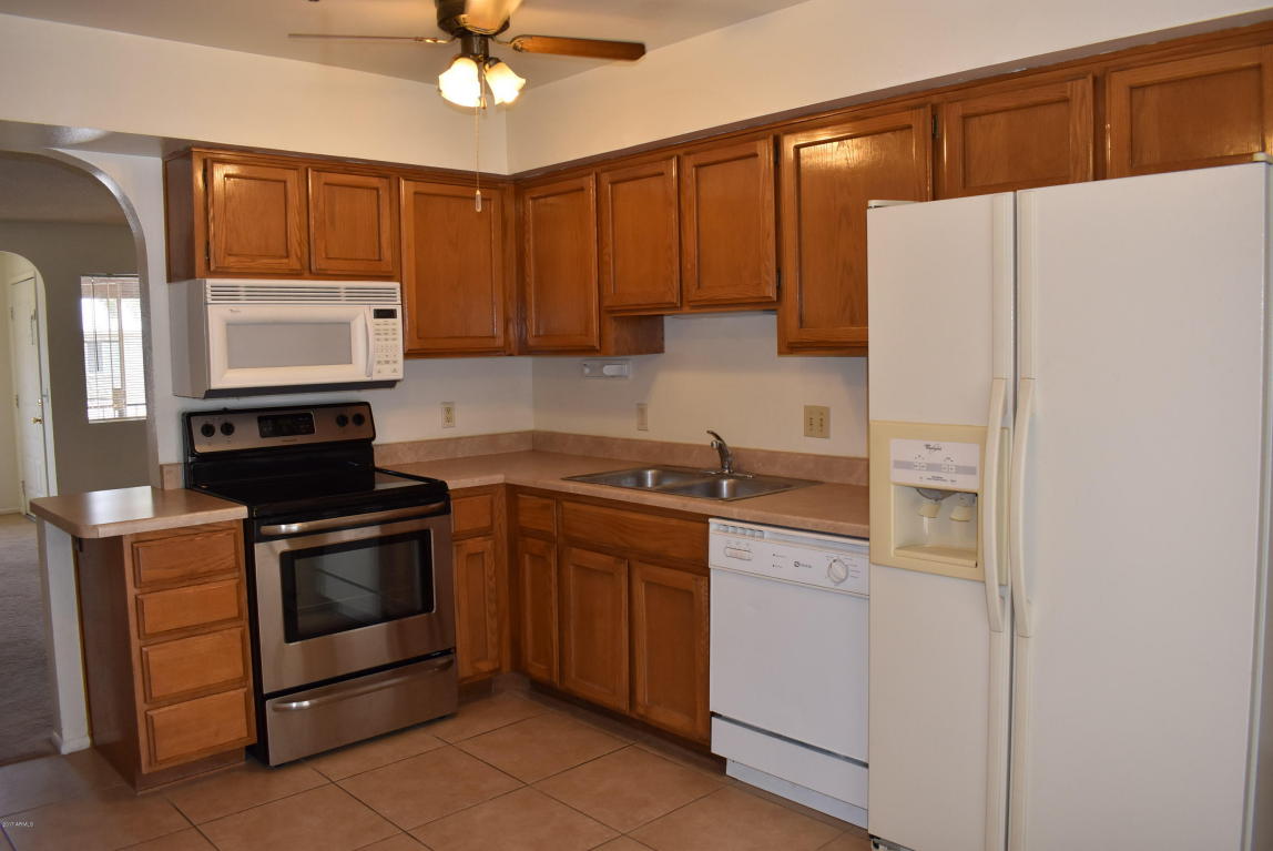 538 E Oraibi Dr, Phoenix, AZ 85024 photo 3