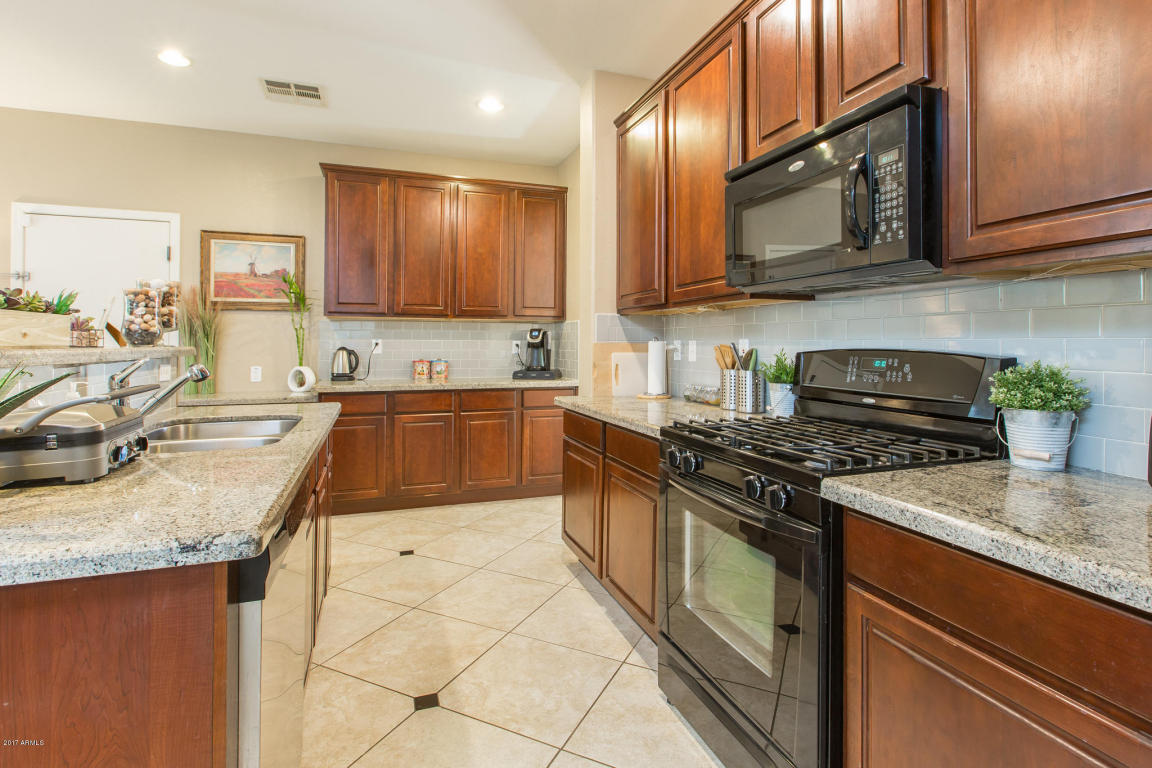 3823 E Morelos St, Gilbert, AZ 85295 photo 7