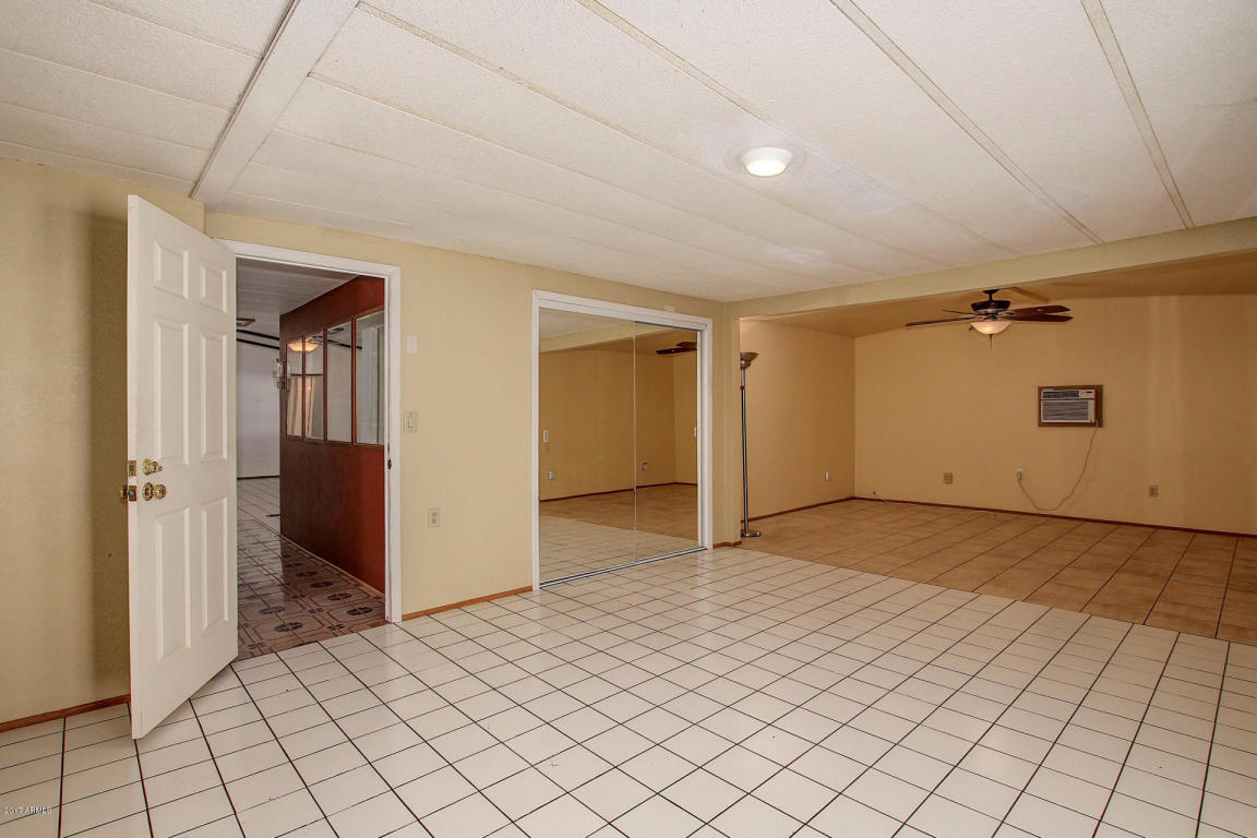346 E Bates St, Mesa, AZ 85201 photo 5