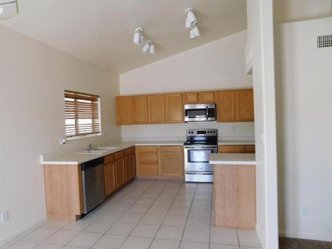 1027 E Brentrup Dr, Tempe, AZ 85283 photo 8
