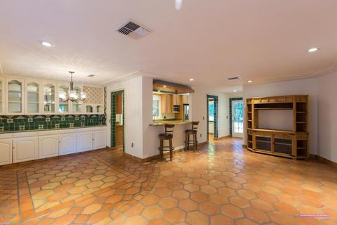 3844 E Vineyard Rd, Phoenix, AZ 85042 photo 12
