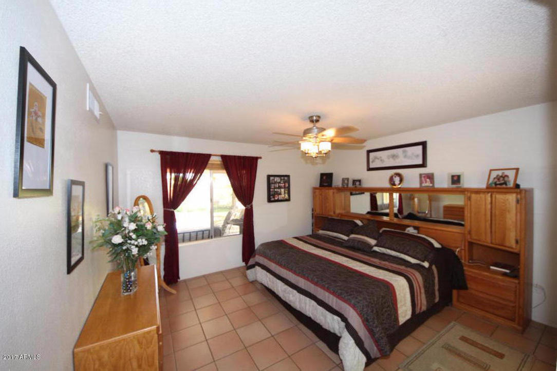 6537 E Ivy St, Mesa, AZ 85205 photo 9
