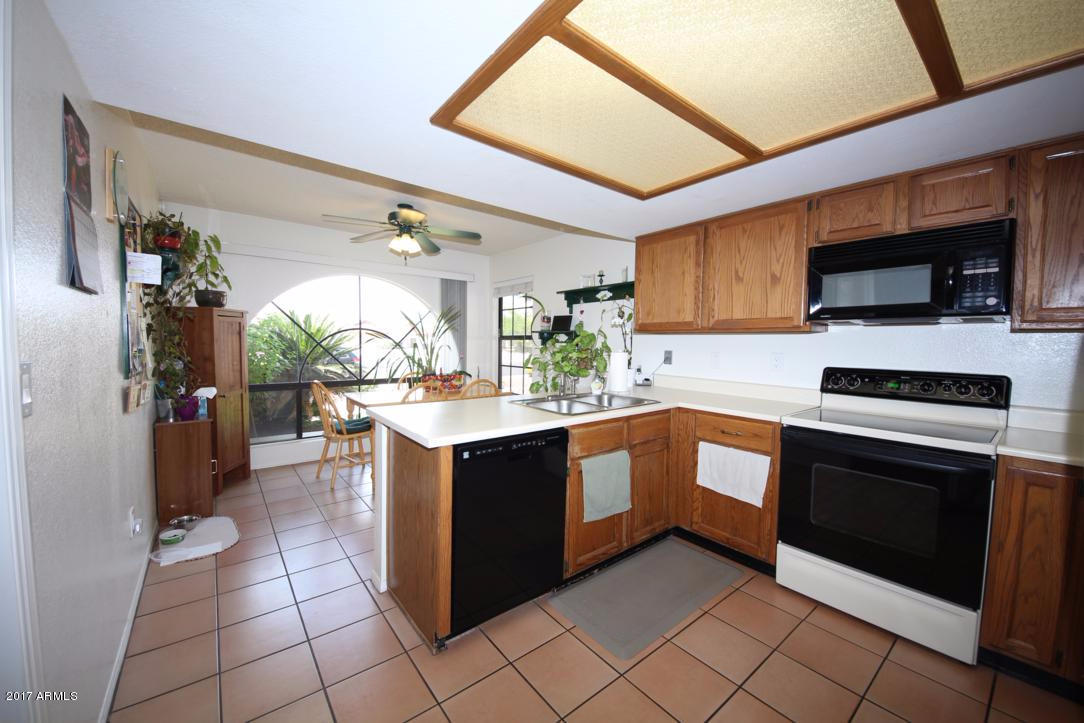 6537 E Ivy St, Mesa, AZ 85205 photo 8