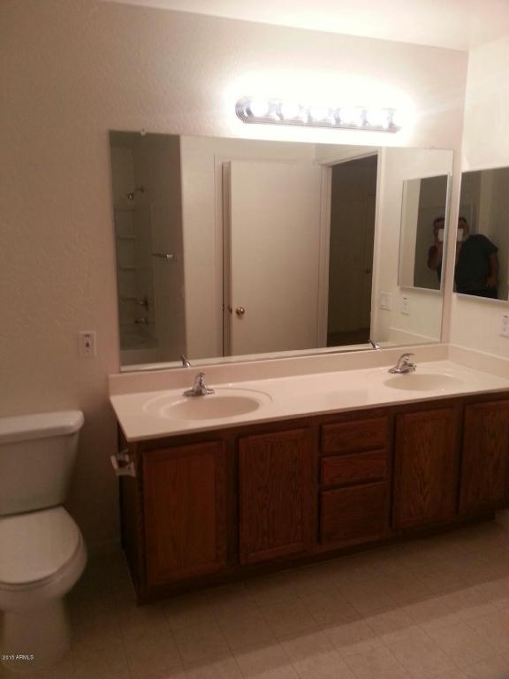 615 E Cody Dr, Phoenix, AZ 85040 photo 2