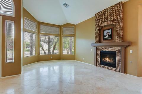 1065 E Oakland Ct, Gilbert, AZ 85295 photo 9
