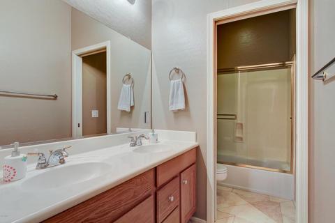 1065 E Oakland Ct, Gilbert, AZ 85295 photo 27