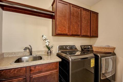 3726 E Angstead Dr, Gilbert, AZ 85296 photo 9