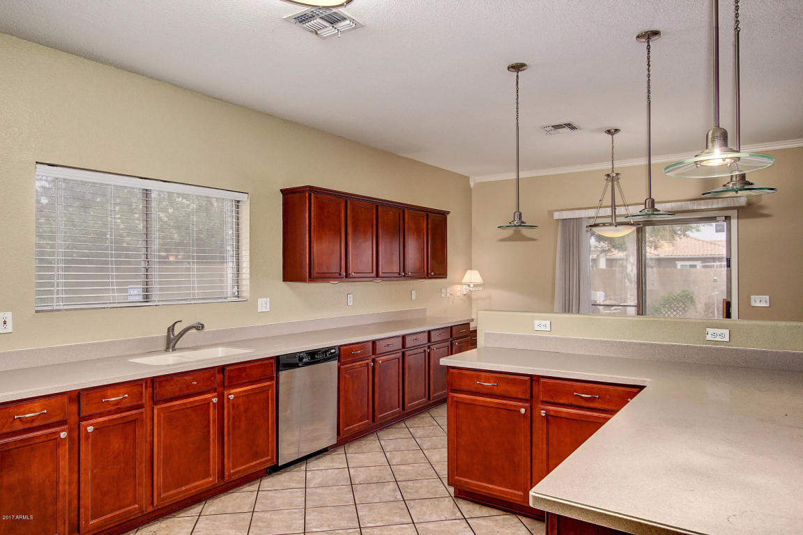 3780 E Betsy Ln, Gilbert, AZ 85296 photo 5