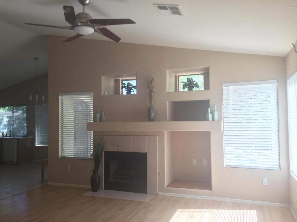 2001 E Catclaw St, Gilbert, AZ 85296 photo 9