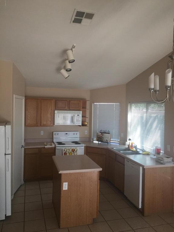 2001 E Catclaw St, Gilbert, AZ 85296 photo 4