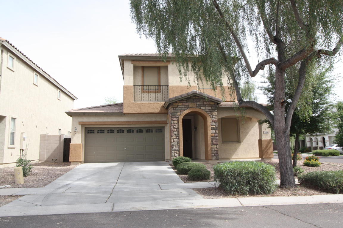 3664 E Sebastian Ln, Gilbert, AZ 85297 photo 1