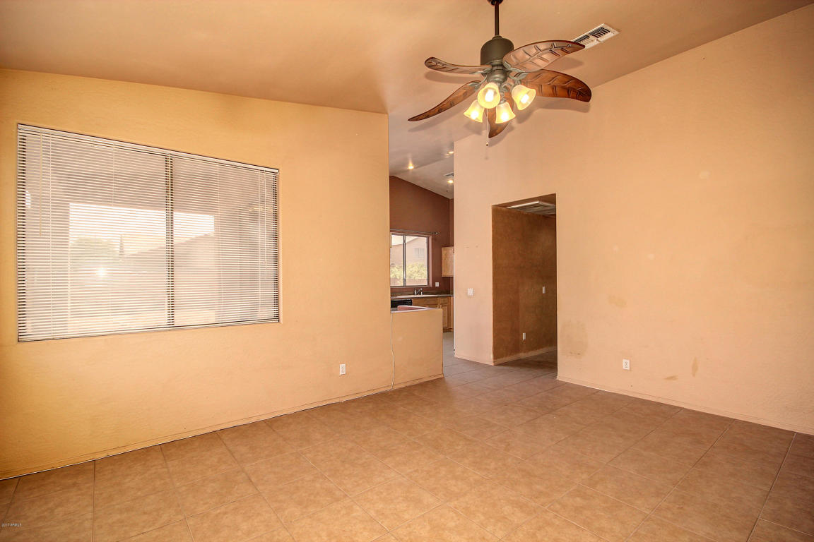 3235 S 73rd Dr, Phoenix, AZ 85043 photo 11