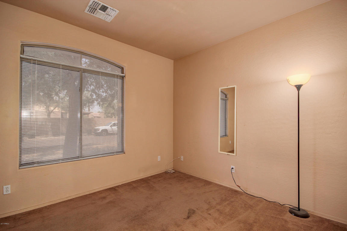3235 S 73rd Dr, Phoenix, AZ 85043 photo 4
