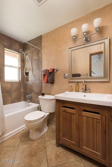 3016 E Montecito Ave, Phoenix, AZ 85016 photo 9