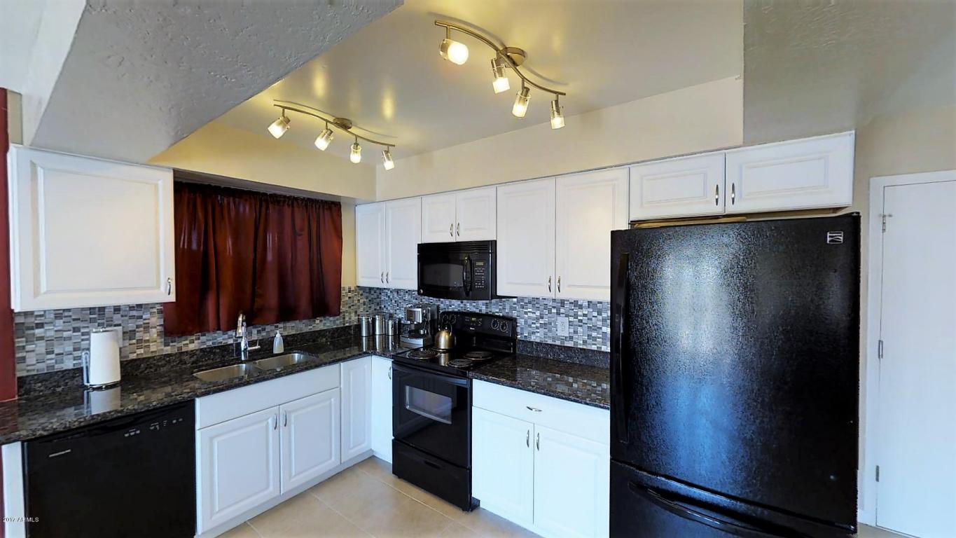 3227 E Delcoa Dr, Phoenix, AZ 85032 photo 2