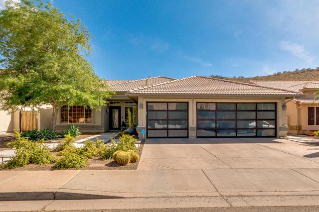 5925 W Cielo Grande, Glendale, AZ 85310