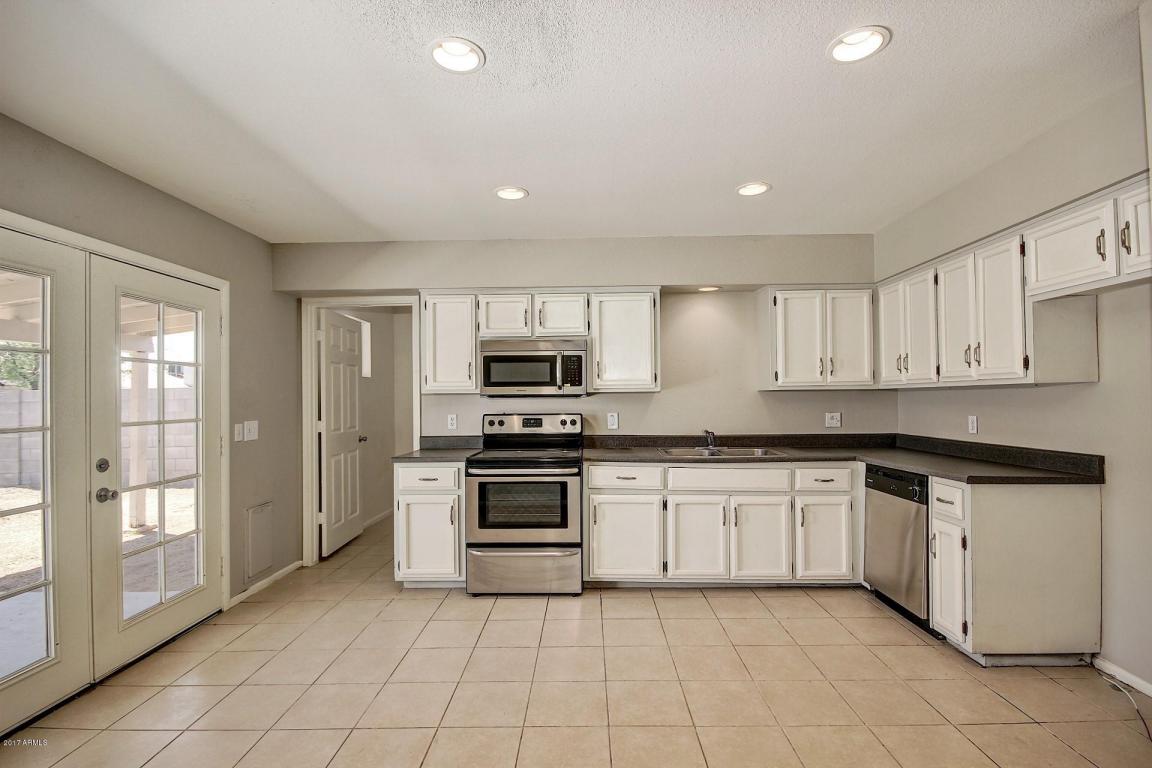 1133 E Glade Cir, Mesa, AZ 85204 photo 2