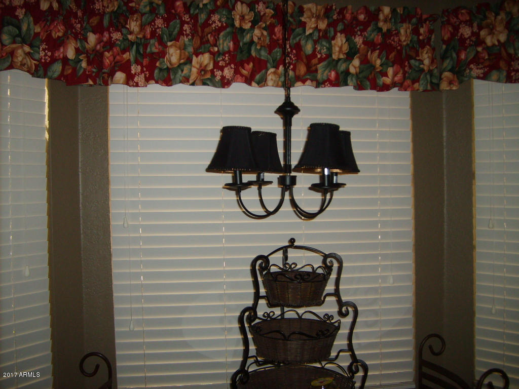 192 W Sagebrush St, Gilbert, AZ 85233 photo 9