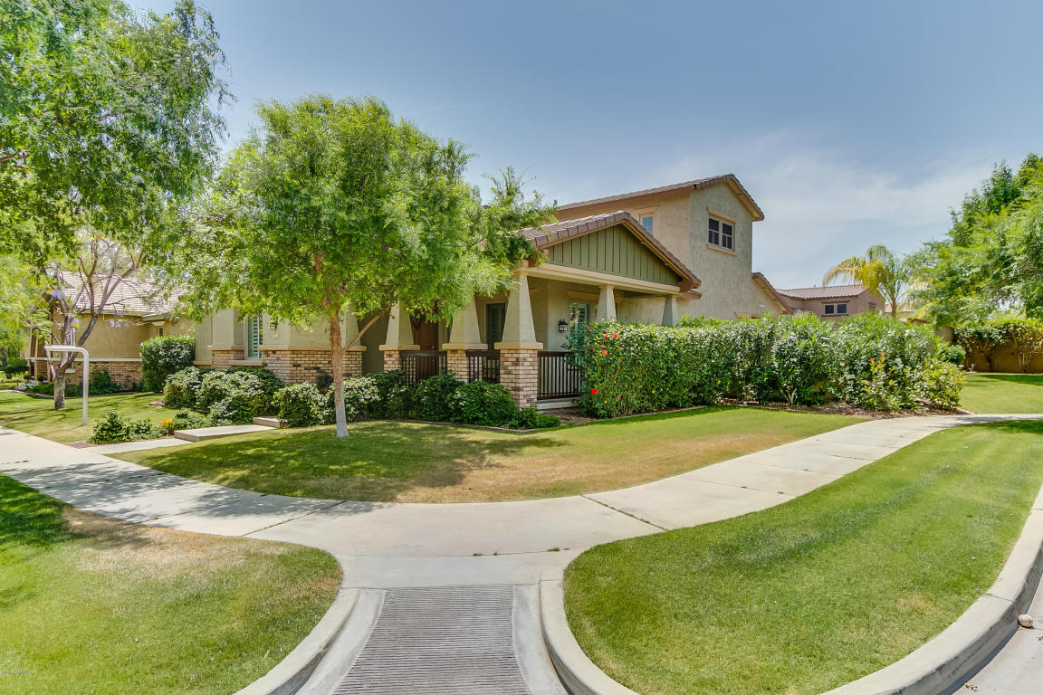 20385 W Shadow St, Buckeye, AZ 85396 photo 4